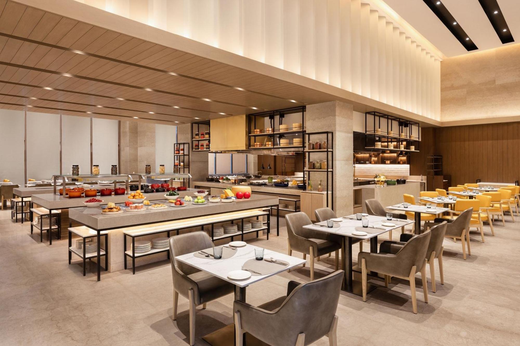 Courtyard By Marriott Shillong Ξενοδοχείο Εξωτερικό φωτογραφία