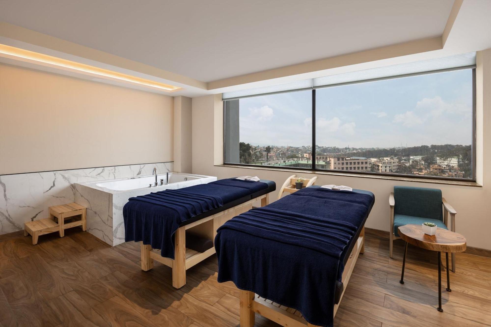 Courtyard By Marriott Shillong Ξενοδοχείο Εξωτερικό φωτογραφία