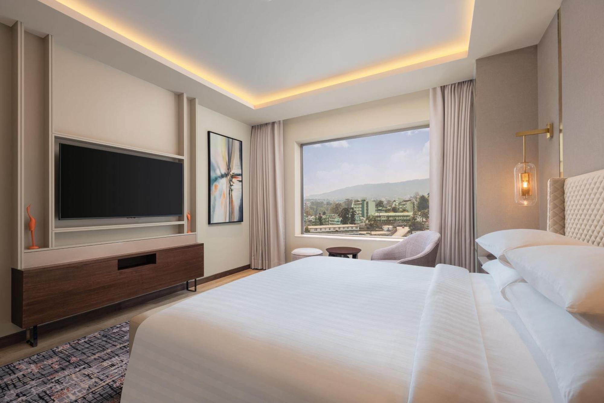 Courtyard By Marriott Shillong Ξενοδοχείο Εξωτερικό φωτογραφία